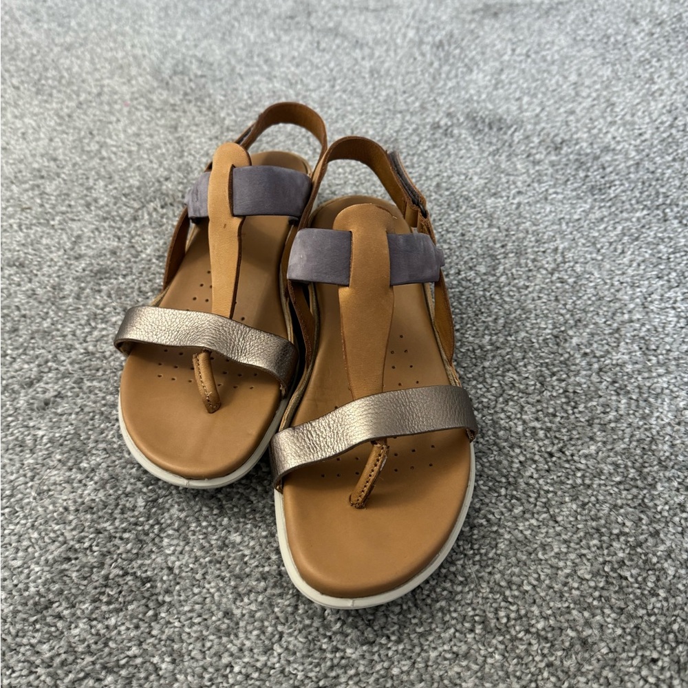 New ECCO sandals size6.5